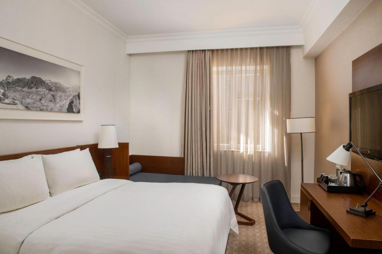 Standard Guest room 1 King,1039041934:JPEG